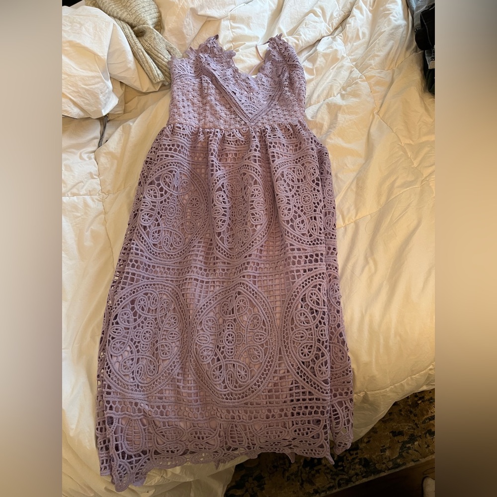 Elegant Lace Dress in Lavender